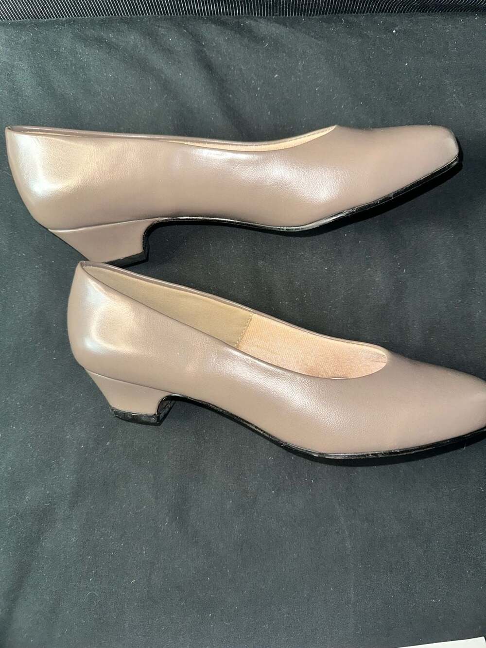 No.11 Soft Style by Hush Puppies Angel II Taupe Pumps